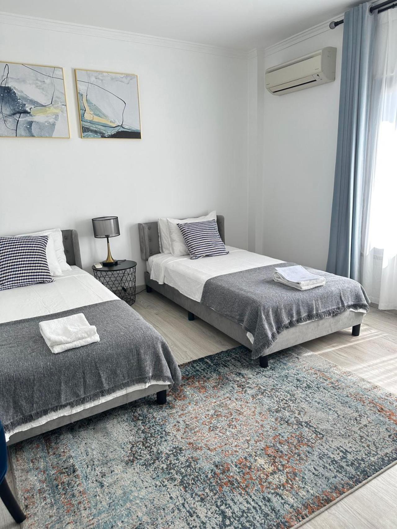 Hope House Parede Apartment Bagian luar foto