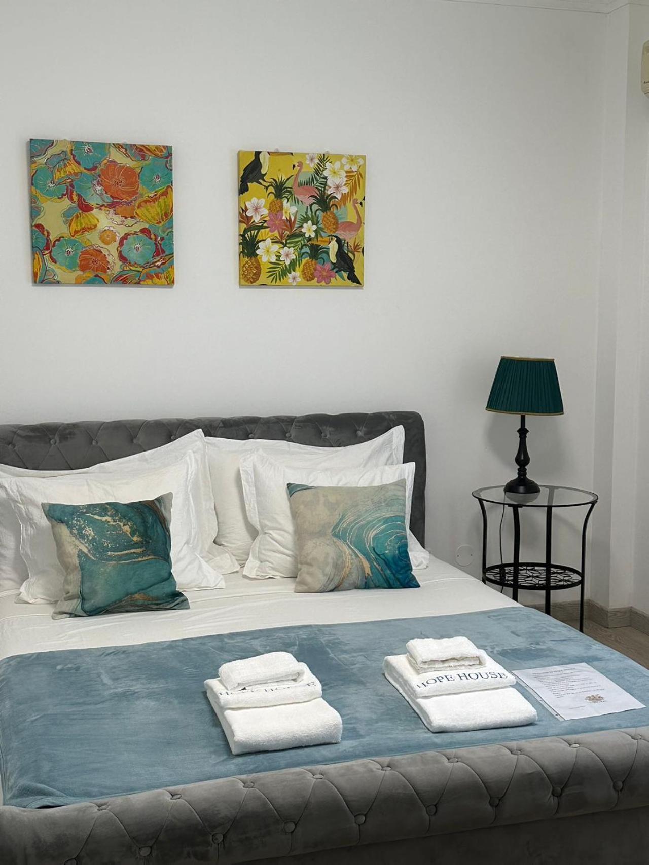 Hope House Parede Apartment Bagian luar foto