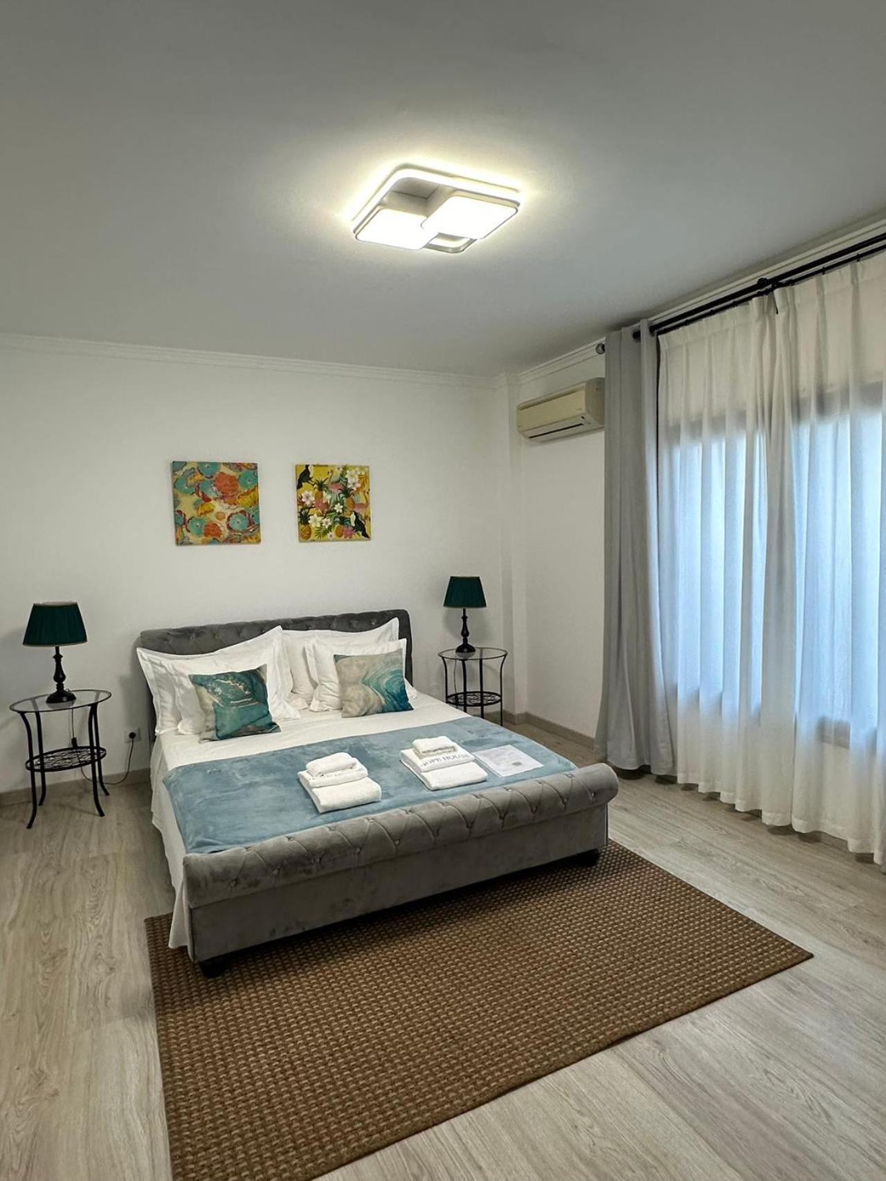 Hope House Parede Apartment Bagian luar foto